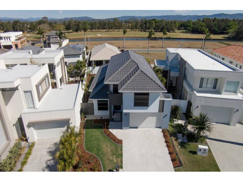 7698 Fairway Boulevard, Hope Island QLD 4212