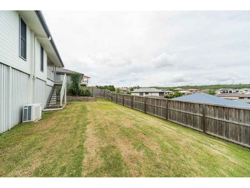 65 Diamantina Circuit, Pacific Pines QLD 4211