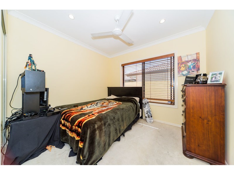 44 The Peninsula, Helensvale QLD 4212