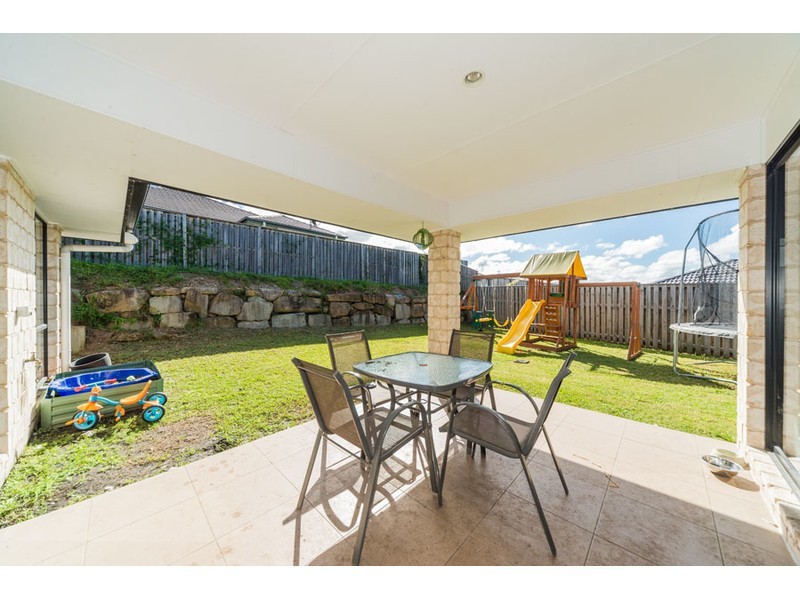 33 Manning Circuit, Pacific Pines QLD 4211