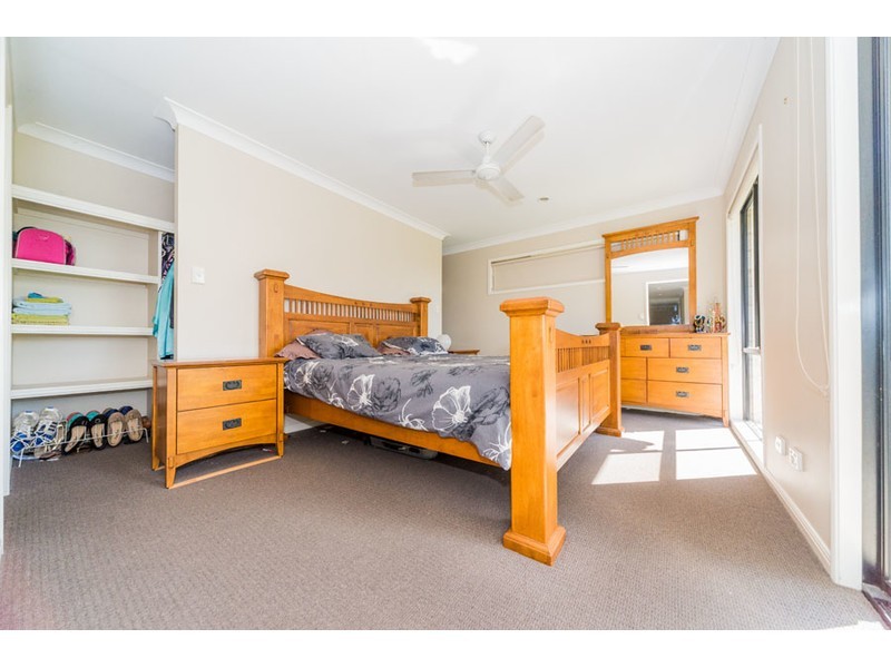 33 Manning Circuit, Pacific Pines QLD 4211