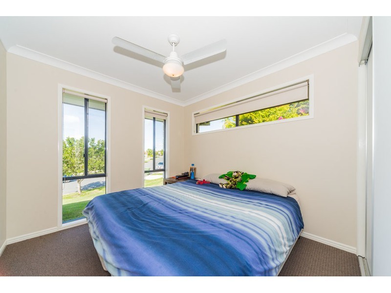 33 Manning Circuit, Pacific Pines QLD 4211