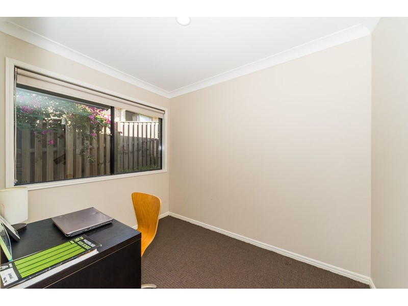 33 Manning Circuit, Pacific Pines QLD 4211
