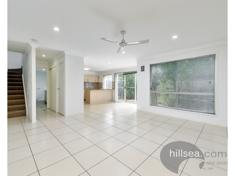 4/49 Usher Avenue, Labrador QLD 4215