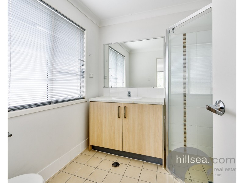 4/49 Usher Avenue, Labrador QLD 4215