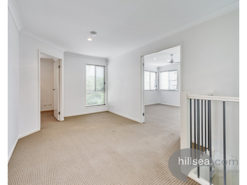 4/49 Usher Avenue, Labrador QLD 4215