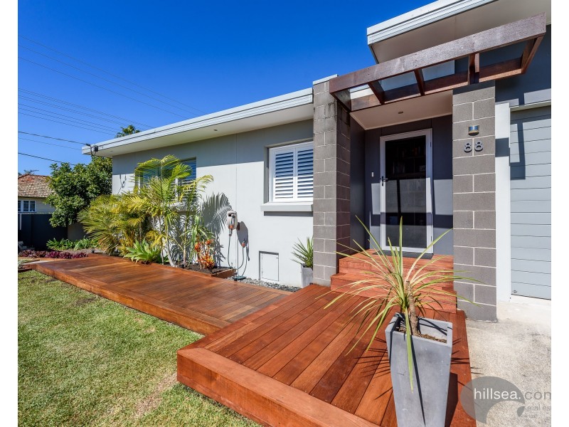 88 Robert Street, Labrador QLD 4215