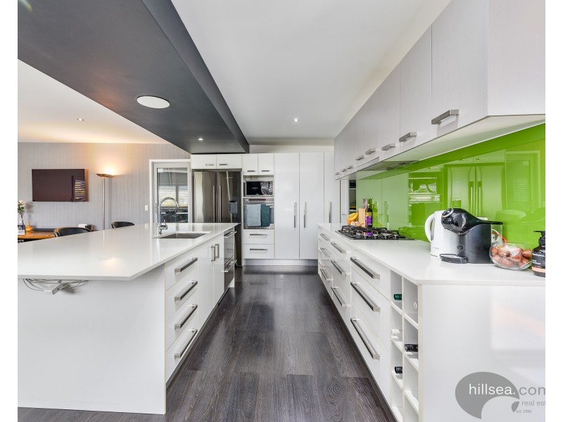 88 Robert Street, Labrador QLD 4215