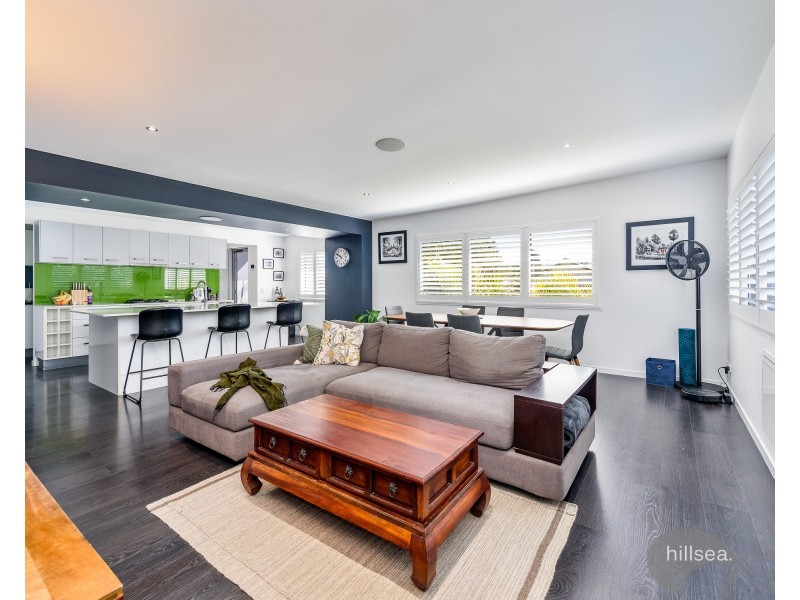 88 Robert Street, Labrador QLD 4215