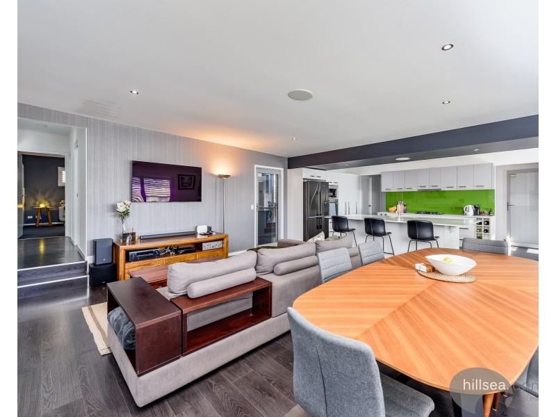 88 Robert Street, Labrador QLD 4215