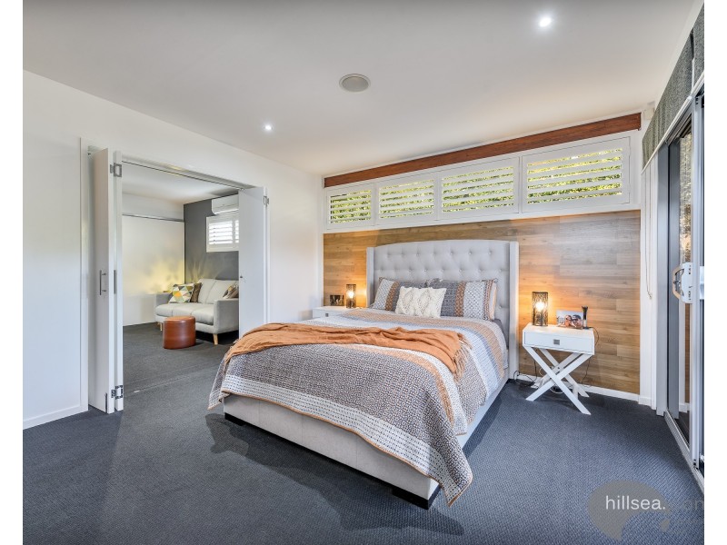 88 Robert Street, Labrador QLD 4215