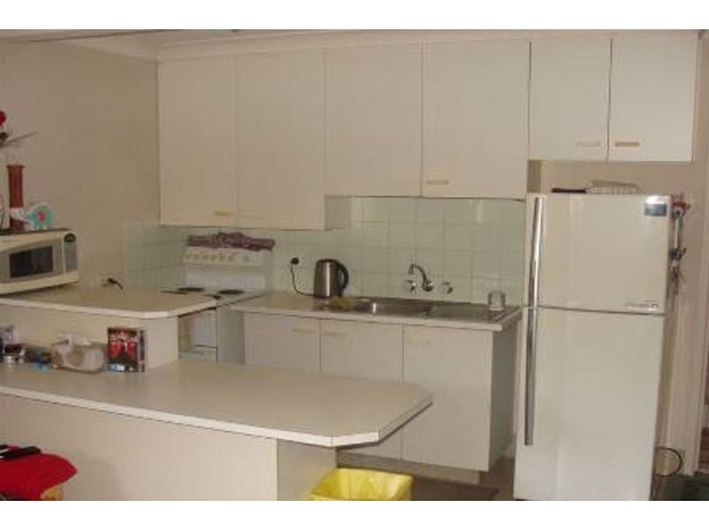6/194 High Street, Southport QLD 4215