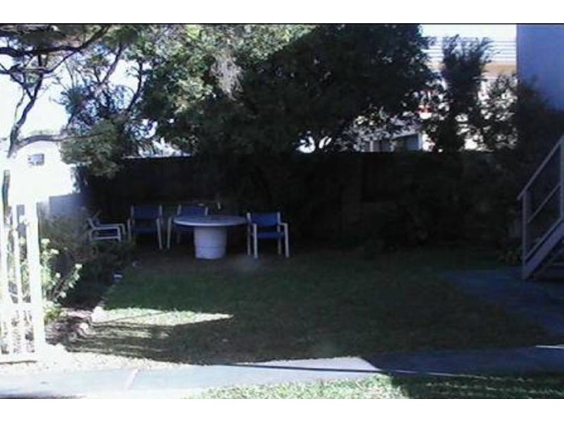 6/194 High Street, Southport QLD 4215