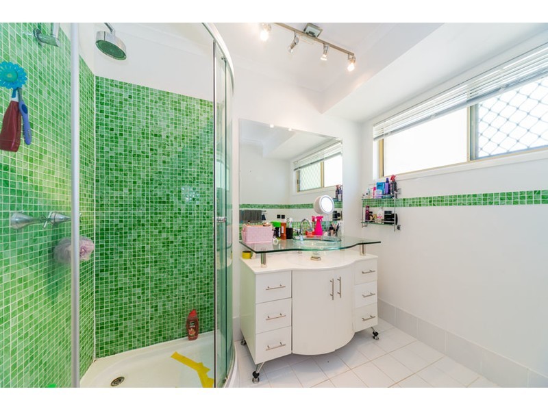 2/6 Hollywood Place, Oxenford QLD 4210