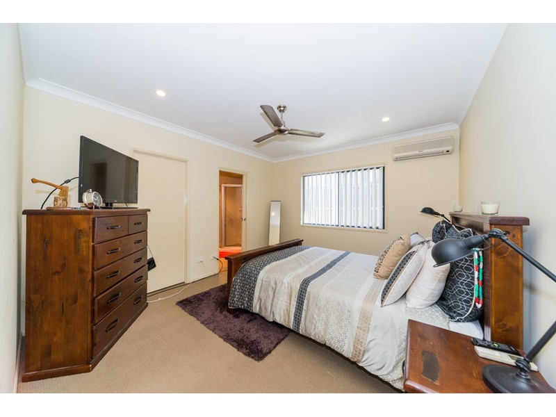 17 Greendragon Crescent, Upper Coomera QLD 4209