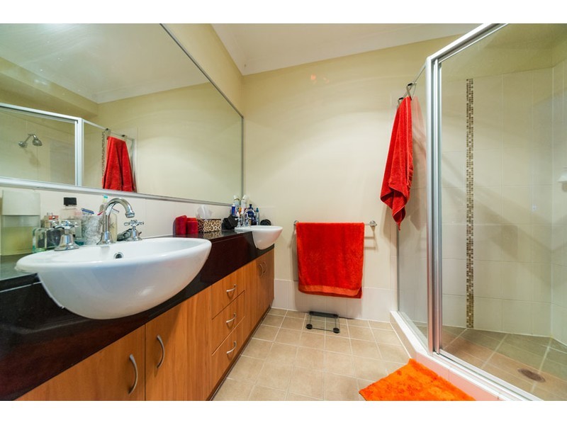17 Greendragon Crescent, Upper Coomera QLD 4209