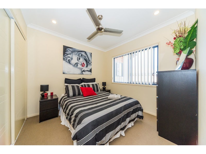 17 Greendragon Crescent, Upper Coomera QLD 4209