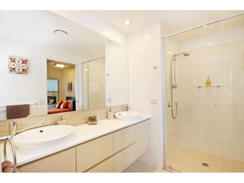 3084/3029 The Boulevard, Carrara QLD 4211