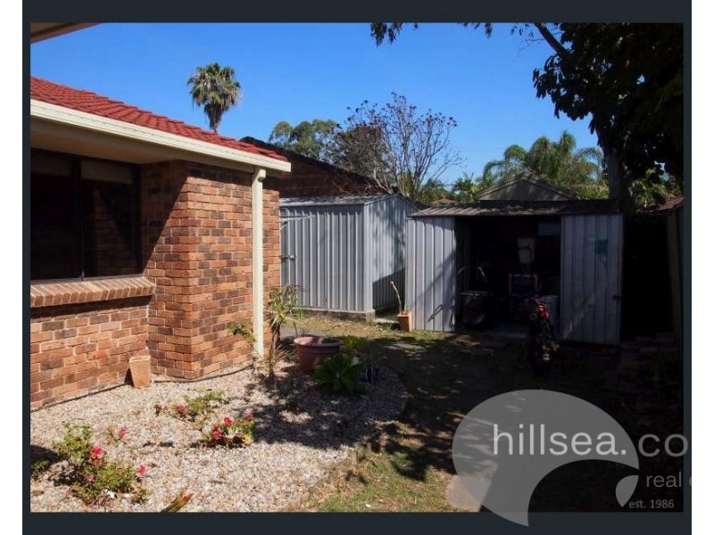 1/12 Senate Street, Labrador QLD 4215