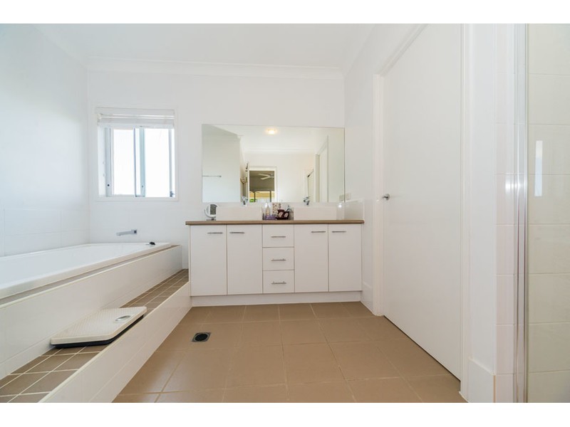 20 Torrington Street, Upper Coomera QLD 4209