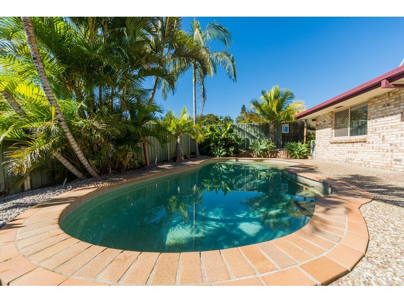 11 Mona Court, Oxenford QLD 4210