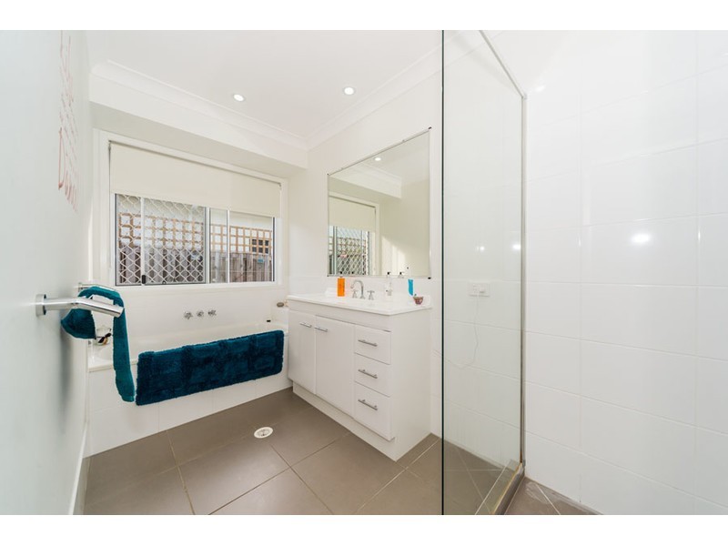 61 Picnic Creek Drive, Coomera QLD 4209
