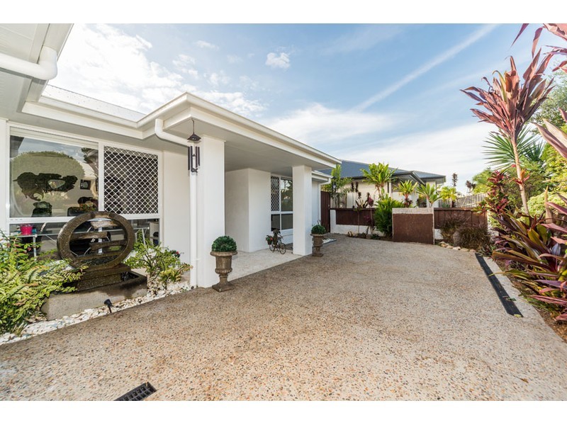 61 Picnic Creek Drive, Coomera QLD 4209