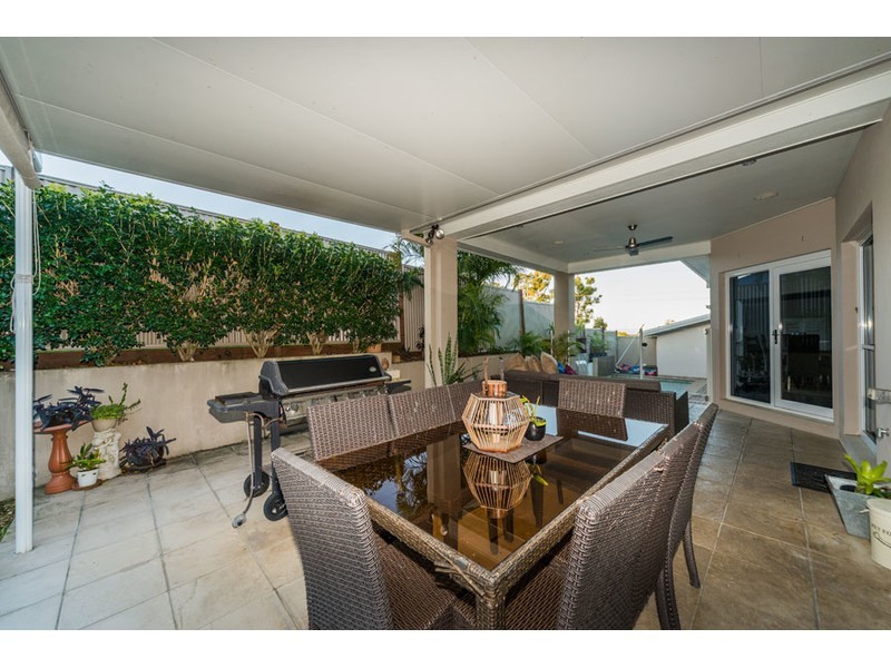 16 Amaray Drive, Upper Coomera QLD 4209