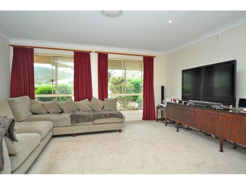 21 Mountain View Crest, Mount Nathan QLD 4211