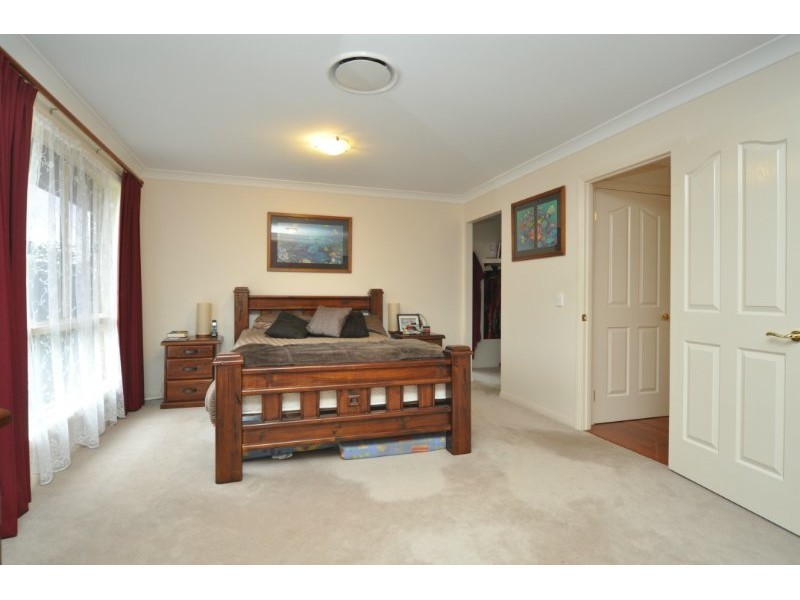 21 Mountain View Crest, Mount Nathan QLD 4211