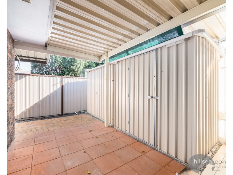 2/6 Melanie Place, Labrador QLD 4215