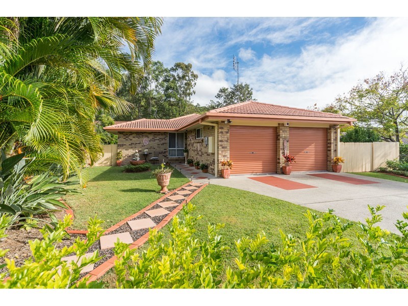 66 Village Way, Oxenford QLD 4210