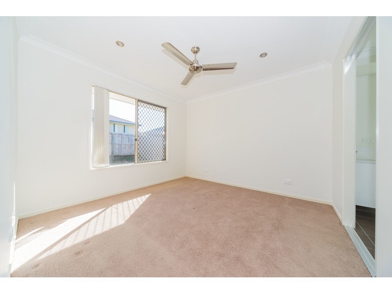 9 Winchester Crescent, Pimpama QLD 4209