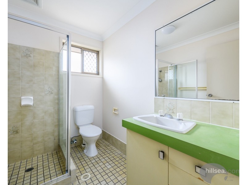 1/207 Government Road, Labrador QLD 4215