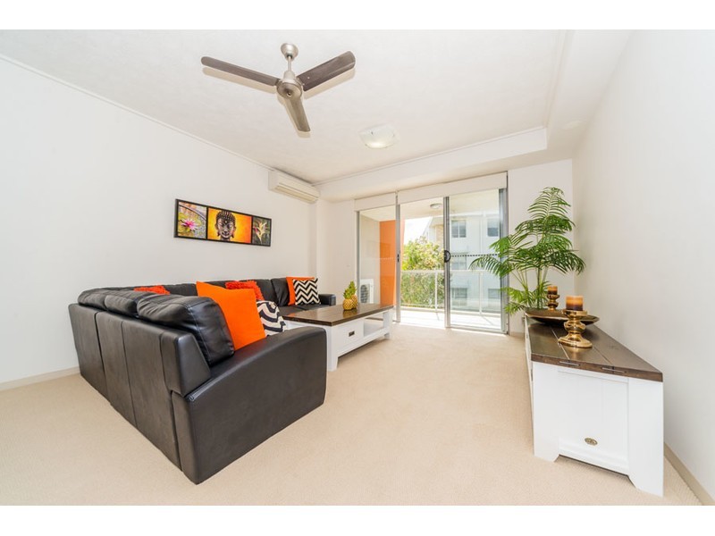 223/64-68 Sickle Avenue, Hope Island QLD 4212