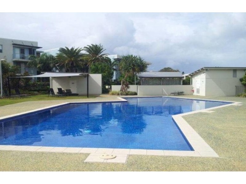 223/64-68 Sickle Avenue, Hope Island QLD 4212