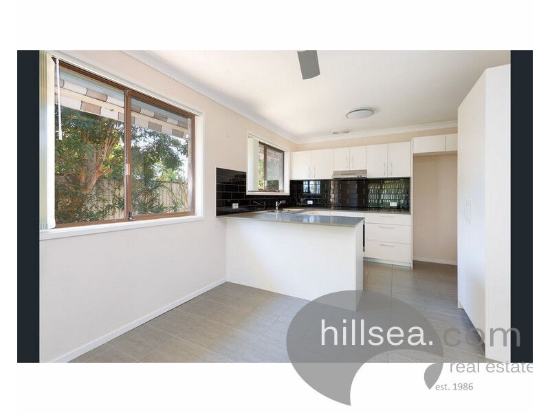 145 Oxley Drive, Hollywell QLD 4216