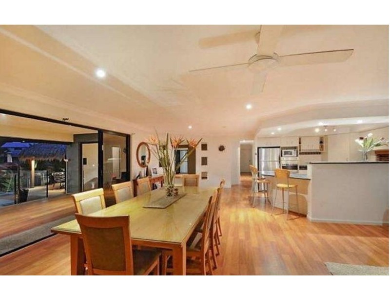 1 Shoe Street, Hope Island QLD 4212