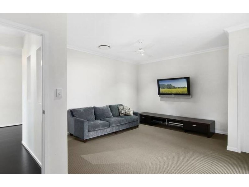 27 Northern Skies Terrace, Maudsland QLD 4210