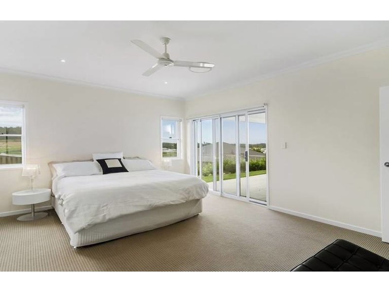 27 Northern Skies Terrace, Maudsland QLD 4210