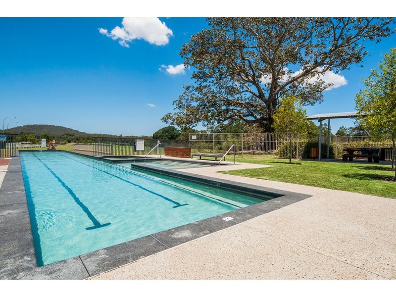 27 Northern Skies Terrace, Maudsland QLD 4210