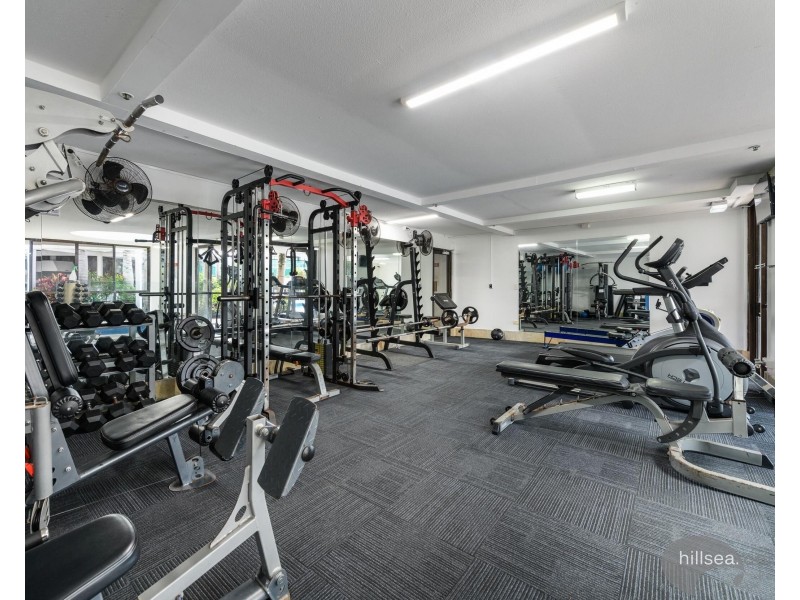 72/17 Bayview Street, Runaway Bay QLD 4216