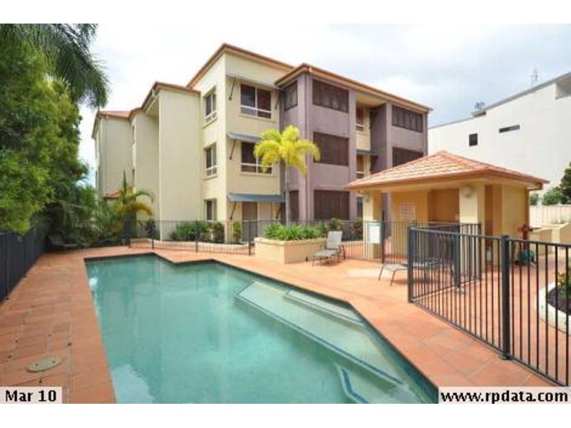24/89 Bayview Street, Runaway Bay QLD 4216