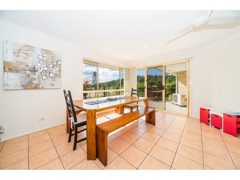 8 Laysan Crescent, Oxenford QLD 4210