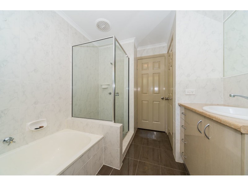 7 Studio Drive, Oxenford QLD 4210