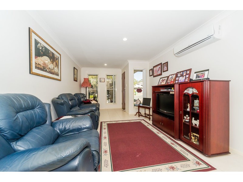 2/68 Annabelle Crescent, Upper Coomera QLD 4209