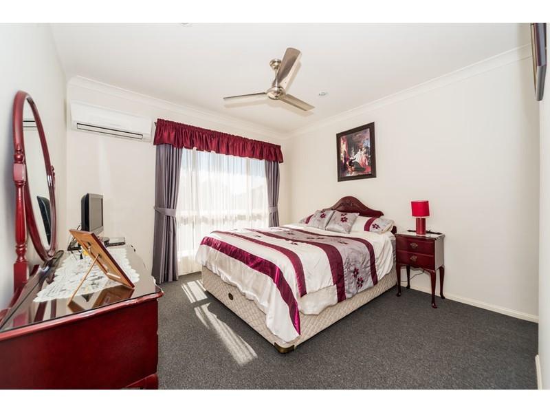 2/68 Annabelle Crescent, Upper Coomera QLD 4209