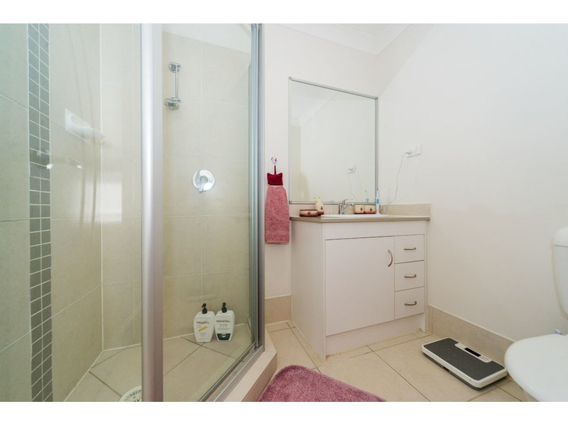 2/68 Annabelle Crescent, Upper Coomera QLD 4209