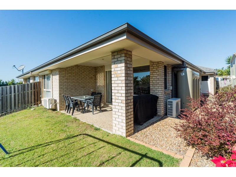 2/68 Annabelle Crescent, Upper Coomera QLD 4209