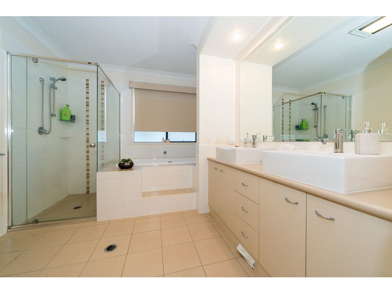 33 Godden Drive, Upper Coomera QLD 4209